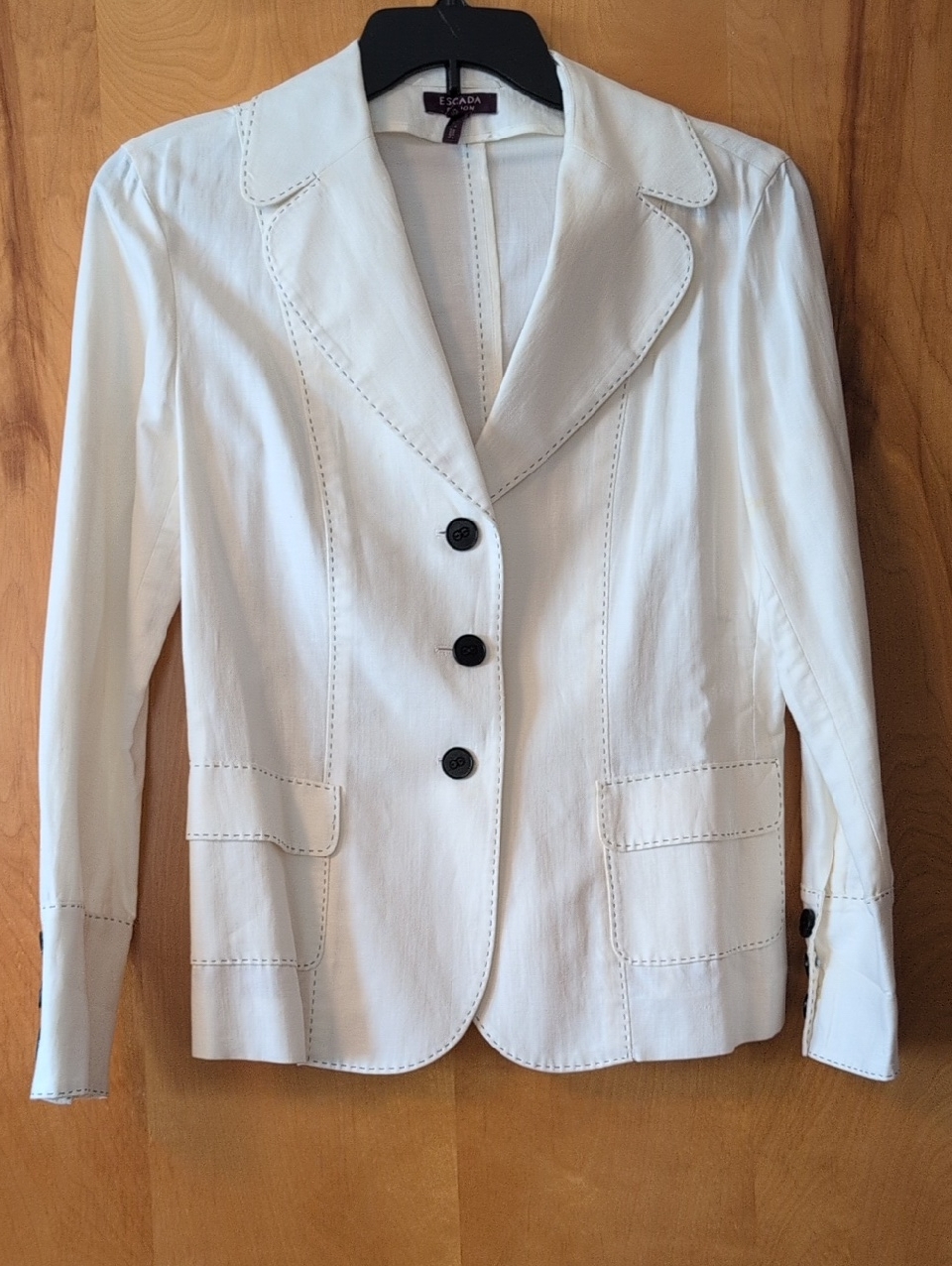 Escada White Stitched Notch-Lapel Blazer